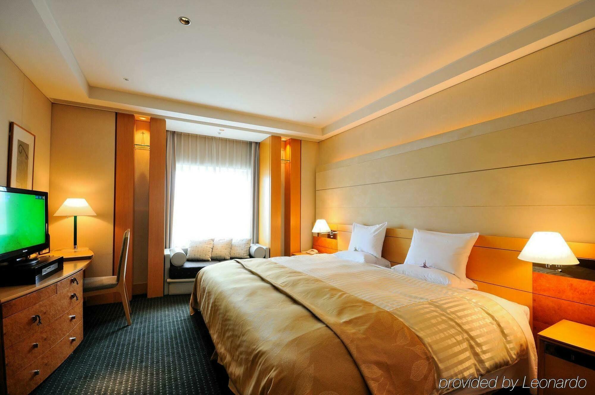 โรงแรมแรมแบรนด์ เอบินะ ภายนอก รูปภาพ